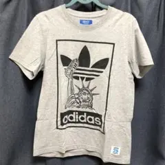 adidas originals バックプリントTシャツ