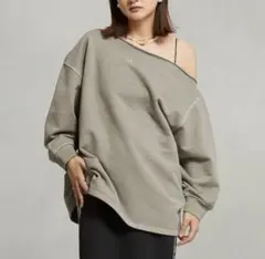 ウォッシュ オフショルダースウェット / アディダスオリジナルス　XSサイズ