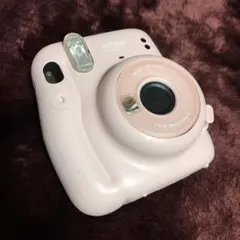 美品　富士フイルム チェキ instax mini11 ピンク