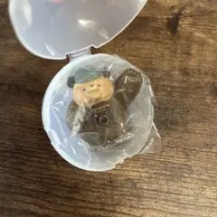 たかはたまさお木彫り風カメラ熊ガチャ