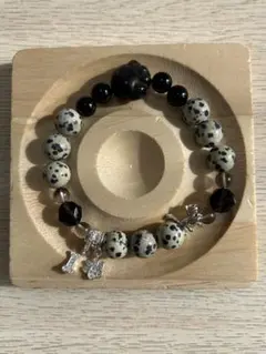 猫の肉球ブレスレット