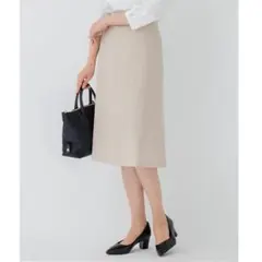 【美品】23区 洗える アイアスストレッチ セミフレアスカート 38 ベージュのサムネイル