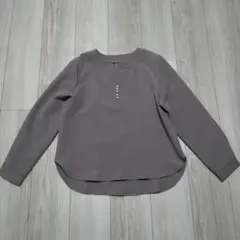 神戸レタス　グレージュ 長袖 パールボタン付き　ブラウス