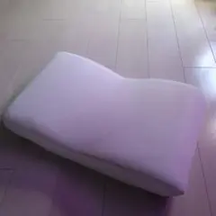 寝返りを受け止める枕　無印良品　まくら