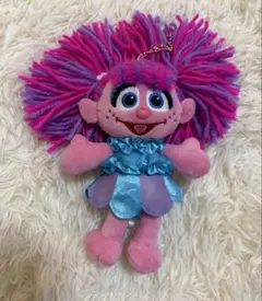 アビー　カダビー ぬいぐるみ　USJ 限定　希少　大幅値下げ セサミストリート アビー・カダビー ぬいぐるみ - メルカリ