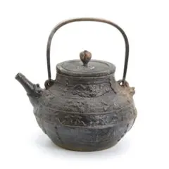 時代金工 日本亀文 亀文堂造 盛上鯉滝登紋鉄瓶 身在銘 湯沸 茶道具 古