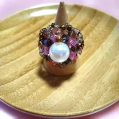 Item thumbnail for item cfec9340-9f17-40ca-a07f-cbb0ad022b2a