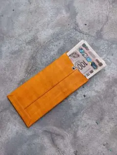 【50枚収納サイズ】ヌメ革手染め琥珀色のヘソクリ袋（革封筒）