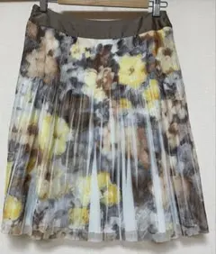 【自由区】大人女子　プリーツフレアギャザースカート ひざ丈