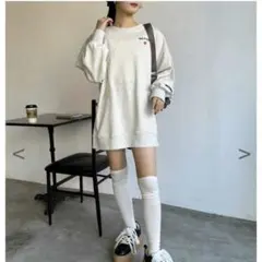 EMILY IN PARIS × NICECLAUP スウェット