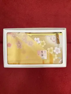 ☆桜の花柄ハンカチとポーチセット(化粧箱付き)美品