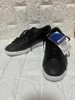 【新品タグ付】ミズノ MLC-CL スニーカー 26.0cm ブラック×ホワイト