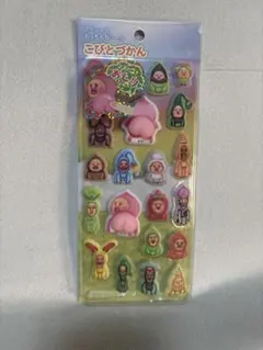 【公式】こびとづかん スペシャル もっちもち シール クーリア 公式 おしり