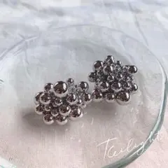 新品 送料無料　つぶつぶビーズ 贅沢仕様 シンプル ボールピアス　シルバー