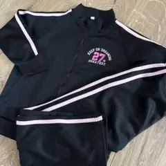黒のジャージセット（ジップアップ）