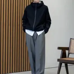 春アウターに　UNIQLO ブロックテック　パーカー　ブラック　M