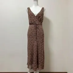 ローラアシュレイ　花柄　ノースリーブ　ロングワンピース　春　夏　花柄　大人　上品