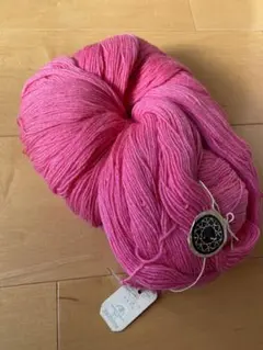 ピンク中細毛糸 250g+ 100g