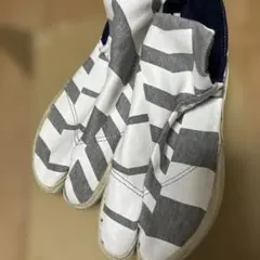 Item thumbnail for item 887fc8cd-f7a7-497f-abdb-429722fa289d