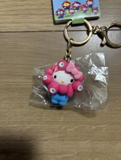 新品未使用 ミャクミャク ハローキティ なりきり立体マスコットキーホルダー