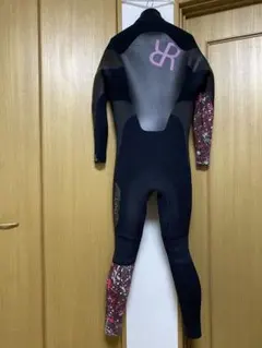 Item thumbnail for item c69cf05d-65fa-43b8-b521-db86ce9267d3