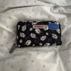 Cath Kidston フラワープリント 長財布