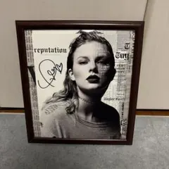 Taylor Swift reputation VIP box 直筆サイン付き - メルカリ