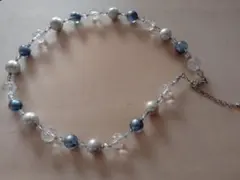 青と白のパールビーズネックレス