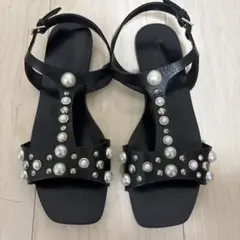 再値下げ　ZARA サンダル　レザーパールスタッズ付き