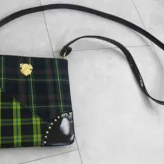 MAC ポーチ(肩紐付き、ブラシ無し)(2010年クリスマスコフレ)