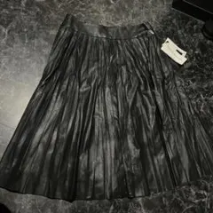 47300円　HIROKO KOSHINOブラック合皮プリーツスカート ひざ丈のサムネイル