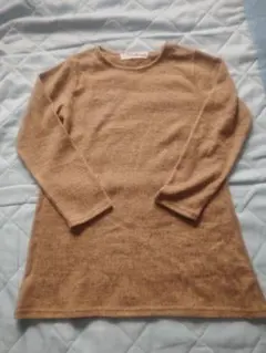 長袖　トップス　薄手