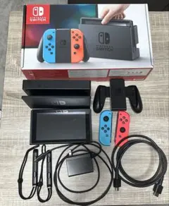 Nintendo Switch 本体 赤/青 充電器 付き - メルカリ