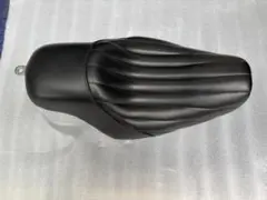 スポーツスター 3.3ガロンタンク Mustang ピローシート - メルカリ