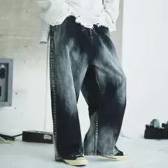 OPENING ACT 総柄転写バギーシルエットデニムパンツ L - メルカリ