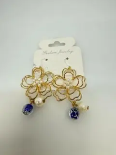 Item thumbnail for item d5506a1e-4648-4465-95a3-a4196815f97f