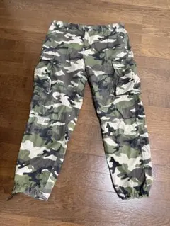 H&M DIVIDED 迷彩柄 カーゴパンツ