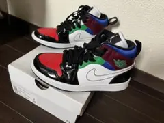 エア　ジョーダン1 MID SE