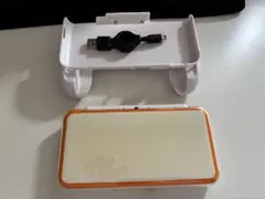 New 2DS LL ホワイト/オレンジ 本体 + ハンドル