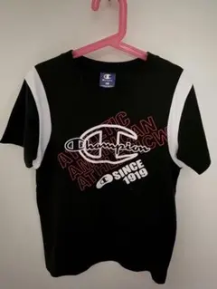 Champion ロゴプリント Tシャツ 黒