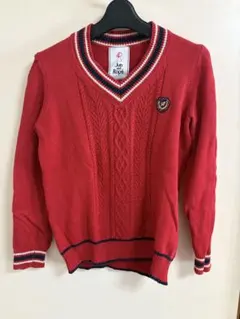 Jun and Ropé 赤 Vネックセーター