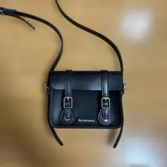 Dr. Martens ブラック ショルダーバッグ　7インチ