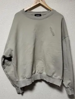 オープニングアクト　ダメージ加工スウェット