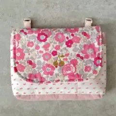 現品限り】☆リバティベッツィレモンカード移動ポケットティッシュ