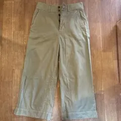 カーキ チノパン