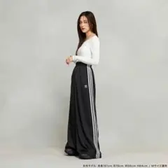adidas サテンワイドレッグパンツ 新品未使用 IU2520 - メルカリ