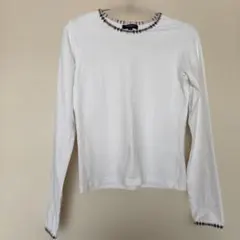 バーバリー　ロンドン　長袖Tシャツ　Sサイズ　ホワイト