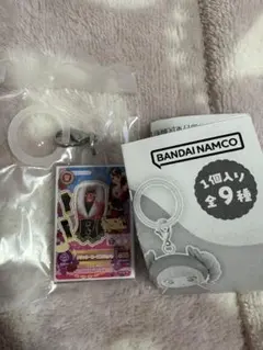 アイカツ　めじるしアクセサリー　紫吹蘭　セクシーカードチャーム