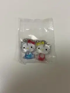 サンリオ キャラクターズなかよしドロップチャーム ハローキティ＆ハローミミィ