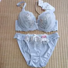 Item thumbnail for item 966e8a89-6541-492c-8bc9-41a87de59e30